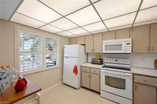 185 Penny Ln, Naples, FL 34112 - Photo 5