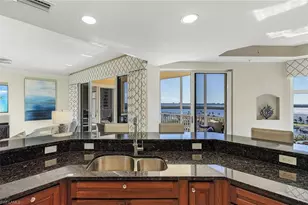 6021 Silver King Blvd, Cape Coral, FL 33914 - Photo 17