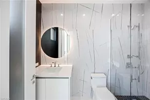 1165 8th St S, Naples, FL 34102 - Photo 37