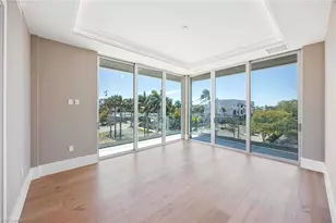 1165 8th St S, Naples, FL 34102 - Photo 23