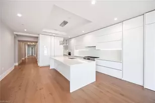 1165 8th St S, Naples, FL 34102 - Photo 9