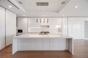 1165 8th St S, Naples, FL 34102 - Photo 7