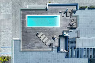 1165 8th St S, Naples, FL 34102 - Photo 1