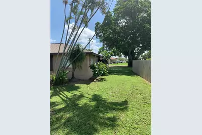 4709 Vinsetta Ave, North Fort Myers, FL 33903 - Photo 3