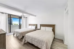 4005 Gulf Shore Blvd N, Naples, FL 34103 - Photo 15