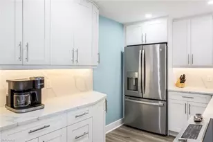 4005 Gulf Shore Blvd N, Naples, FL 34103 - Photo 13