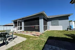 2144 NE 28th St, Cape Coral, FL 33909 - Photo 47