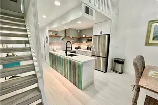 2122 Gulf Beach Villas, Captiva, FL 33924 - Photo 11