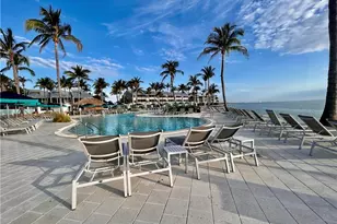 2122 Gulf Beach Villas, Captiva, FL 33924 - Photo 21