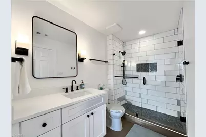 401 Bayfront Pl #3401, Naples, FL 34102 - Photo 15