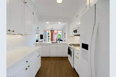 401 Bayfront Pl #3401, Naples, FL 34102 - Photo 9