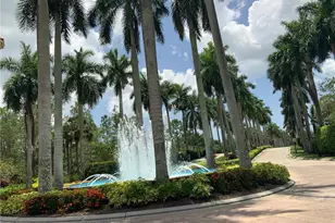 2817 Tiburon Blvd E, Naples, FL 34109 - Photo 3