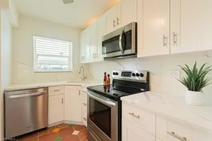 325 Charlemagne Blvd, Naples, FL 34112 - Photo 11