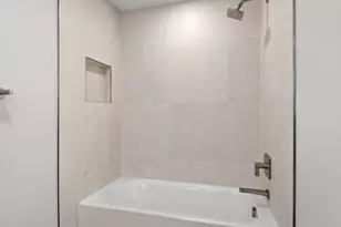 518 Cypress Way E, Naples, FL 34110 - Photo 27