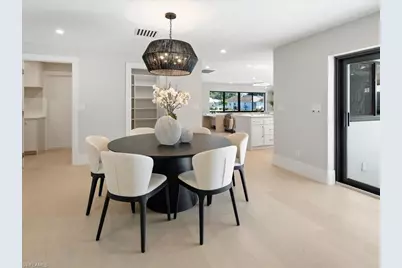 518 Cypress Way E, Naples, FL 34110 - Photo 19