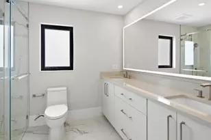 518 Cypress Way E, Naples, FL 34110 - Photo 35