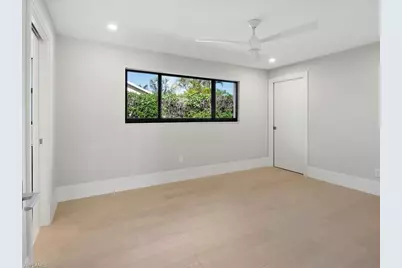 518 Cypress Way E, Naples, FL 34110 - Photo 31