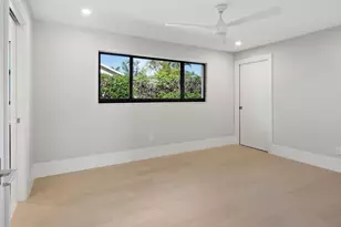 518 Cypress Way E, Naples, FL 34110 - Photo 31