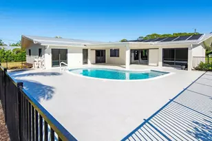 518 Cypress Way E, Naples, FL 34110 - Photo 43