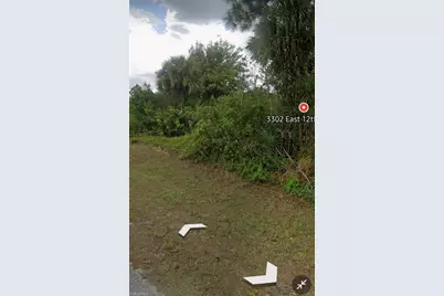 3302 E 12th St, Lehigh Acres, FL 33972 - Photo 3