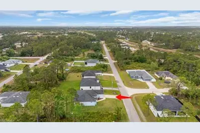 2609 28th St W, Lehigh Acres, FL 33971 - Photo 5