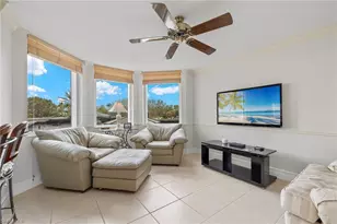 6849 Grenadier Blvd, Naples, FL 34108 - Photo 17