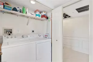 6849 Grenadier Blvd, Naples, FL 34108 - Photo 33