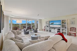 6849 Grenadier Blvd, Naples, FL 34108 - Photo 7