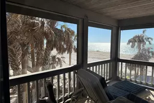 484 Gulf Bend Dr, Captiva, FL 33924 - Photo 9