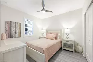 262 Indies Dr E, Naples, FL 34114 - Photo 13