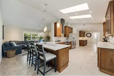 136 Old Tamiami Trl, Naples, FL 34110 - Photo 9