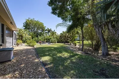 136 Old Tamiami Trl, Naples, FL 34110 - Photo 23