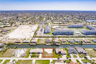 3429 SW 17th Pl, Cape Coral, FL 33914 - Photo 7