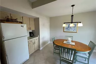 440 Wiggins Lake Ct, Naples, FL 34110 - Photo 7