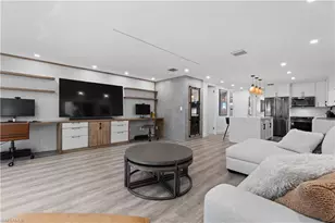 2500 Gulf Shore Blvd N, Naples, FL 34103 - Photo 5