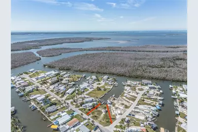 2375 York Rd, Saint James City, FL 33956 - Photo 7