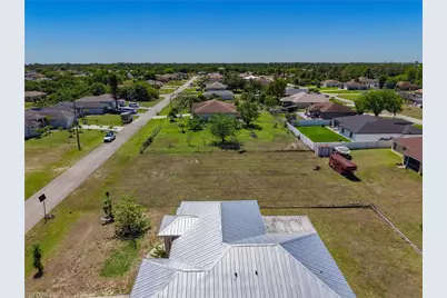 909 Adeline Ave, Lehigh Acres, FL 33971 - Photo 15