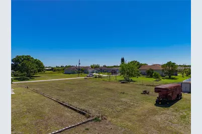 909 Adeline Ave, Lehigh Acres, FL 33971 - Photo 13