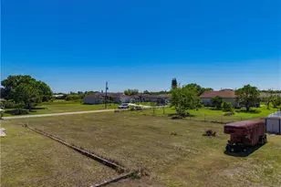 909 Adeline Ave, Lehigh Acres, FL 33971 - Photo 13