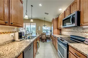 2626 Astwood Ct, Cape Coral, FL 33991 - Photo 15