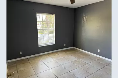 402 Banfield Pl, Lehigh Acres, FL 33974 - Photo 5