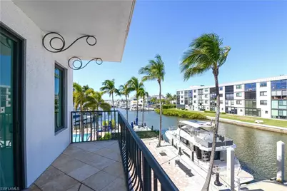 1490 5th Ave S #200B, Naples, FL 34102 - Photo 3