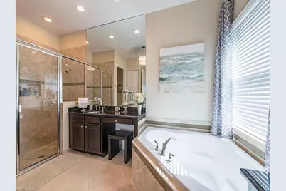 3326 Baltic Dr, Naples, FL 34119 - Photo 9