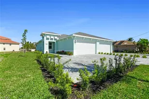 1105 SE 38th St, Cape Coral, FL 33904 - Photo 1
