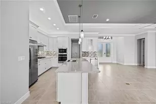 1319 NW 40th Pl, Cape Coral, FL 33993 - Photo 11