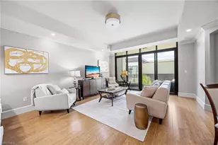 9123 Strada Pl, Naples, FL 34108 - Photo 3