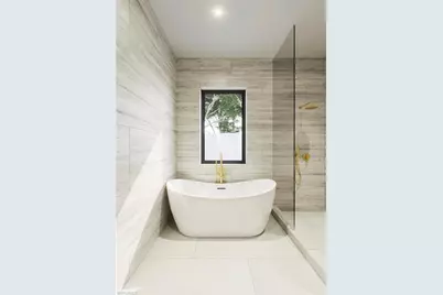 658 93rd Ave N, Naples, FL 34108 - Photo 13