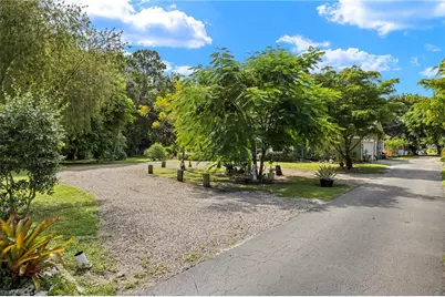 5730 Cedar Tree Ln, Naples, FL 34116 - Photo 21