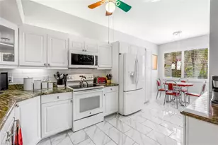 2365 Bayou Ln, Naples, FL 34112 - Photo 7