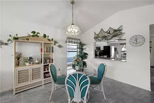 500 Misty Pines Cir, Naples, FL 34105 - Photo 7